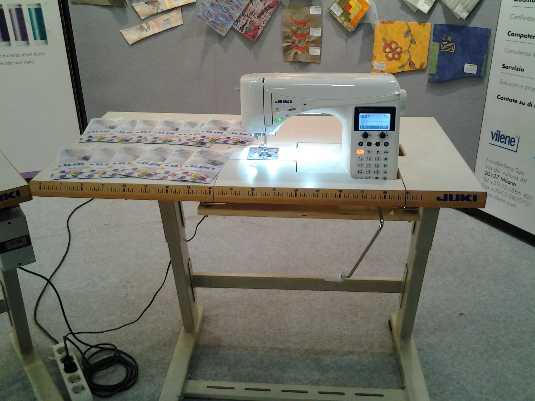 Magazzino US] Tavolo da taglio per macchina da cucire Tavolo da lavoro  Scrivania per computer, dimensioni: 145,01x59,99x75,01 cm (bianco)